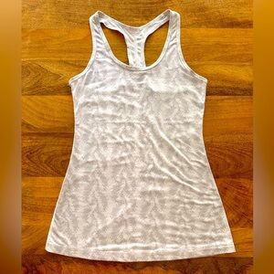 Nike Dri-FIT Printed Racerback Tank – Size S